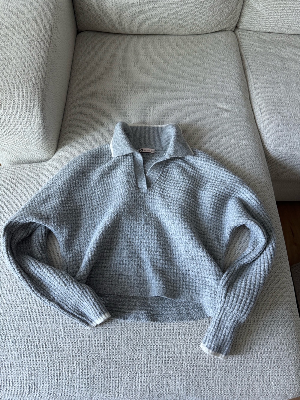 SO Women's Light Gray V-Neck Pullover Sweater